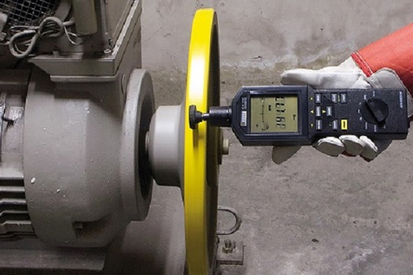 Thiết bị đo chuyển động